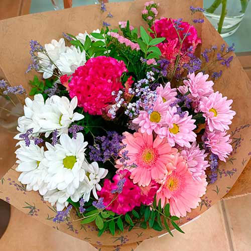 @florsperquesi - Rams de flor i verd natural